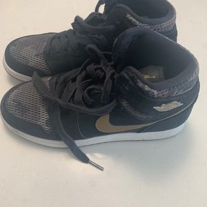 Air Jordan 1 Retro high premium Heiress Camo/Gold